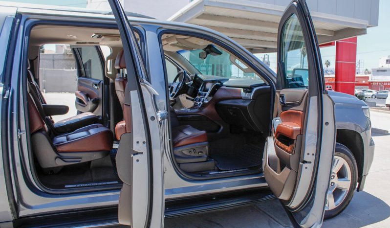 Chevrolet Suburban 2019 full