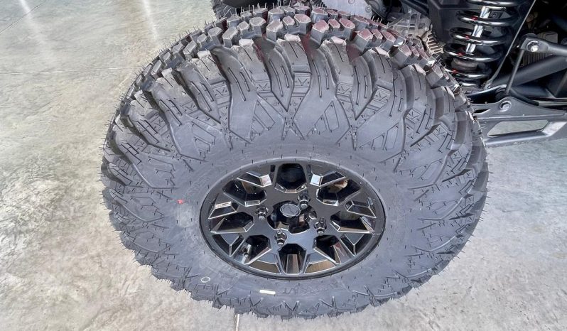 Can Am Maverick X3 Turbo full