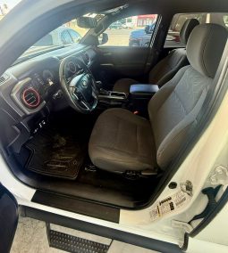 Toyota Tacoma Sport 2017 full