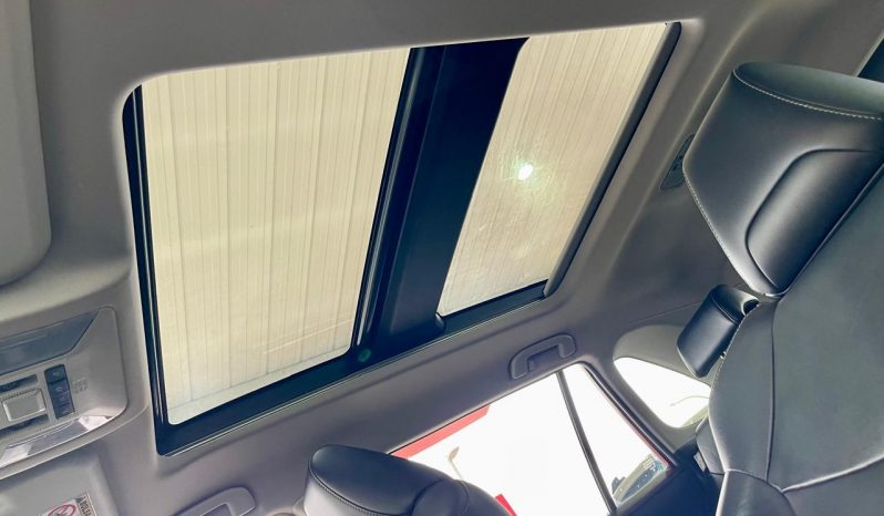 Toyota RAV-4 Limited Hybrid 2019 full