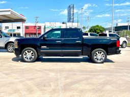 Chevrolet Cheyenne High Country 2015 full