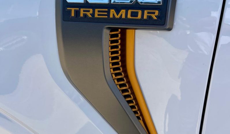 FORD LOBO TREMOR HIGH 4X4 2023 $1,185,000.00 lleno