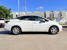Nissan Versa Sense 2020 full