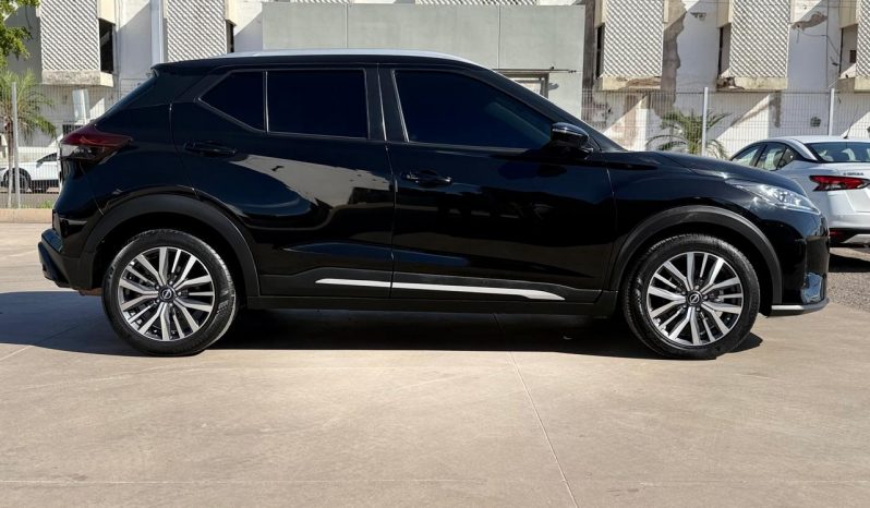 Nissan Kicks Platinum 2023 full