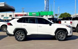 Toyota RAV-4 XLE 2022 full