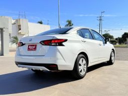 Nissan Versa Sense 2020 full