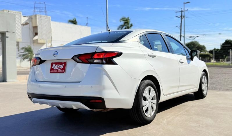 Nissan Versa Sense 2020 full