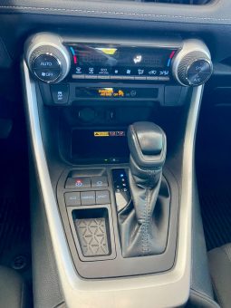 Toyota RAV-4 XLE 2022 full