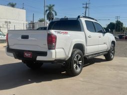 Toyota Tacoma TRD Sport 4×4 2018 full