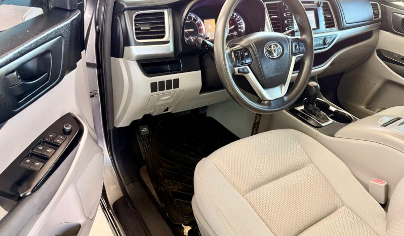 Toyota Highlander LE 2014 full