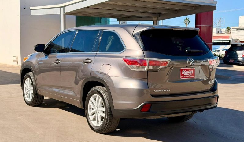 Toyota Highlander LE 2014 full