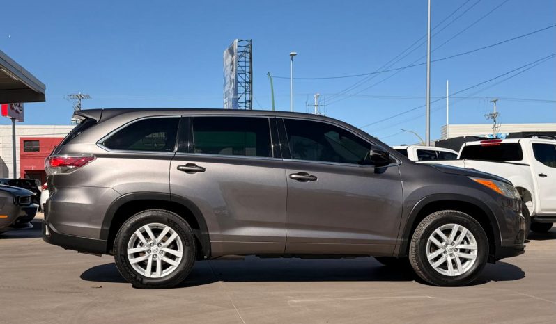 Toyota Highlander LE 2014 full