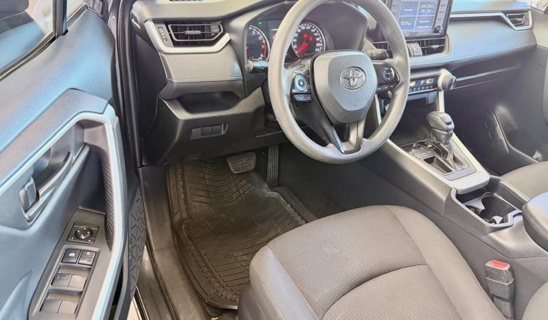 Toyota Rav- 4 LE 2019 full