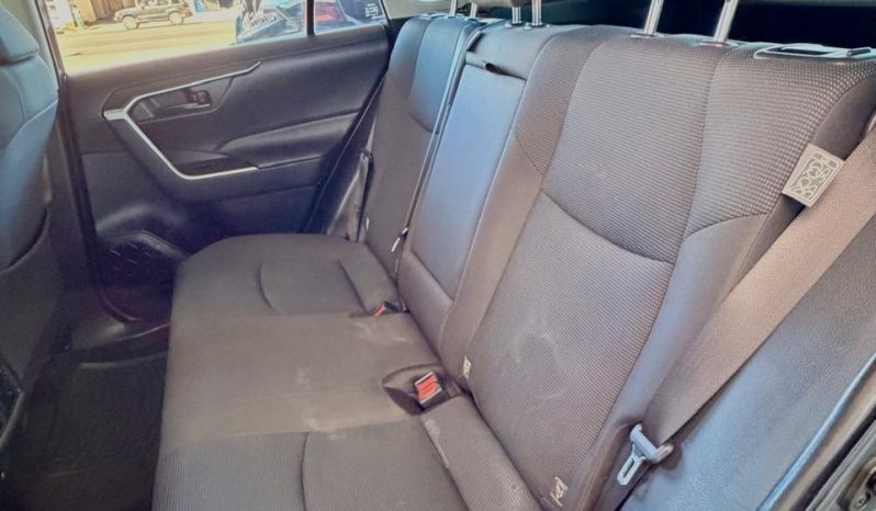 Toyota Rav- 4 LE 2019 full