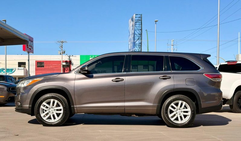 Toyota Highlander LE 2014 full