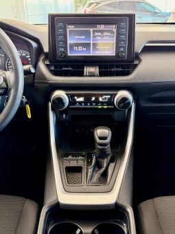 Toyota Rav- 4 LE 2019 full