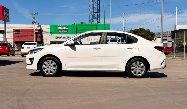 Kia Rio Aut 2023 full