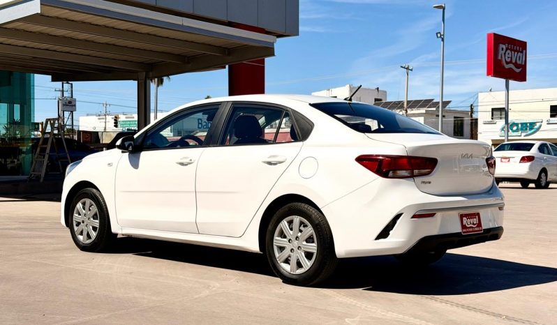 Kia Rio Aut 2023 full