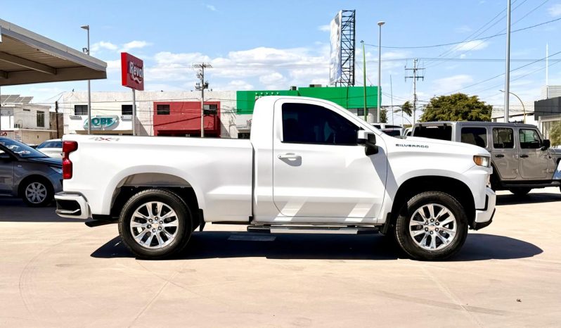 Chevrolet Silverado 2022 full