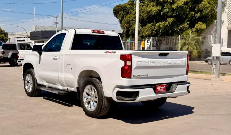 Chevrolet Silverado 2022 full