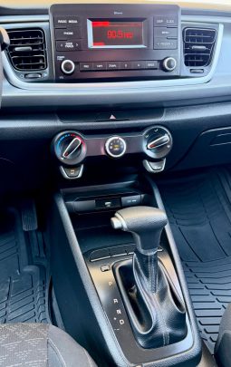 Kia Rio Aut 2023 full