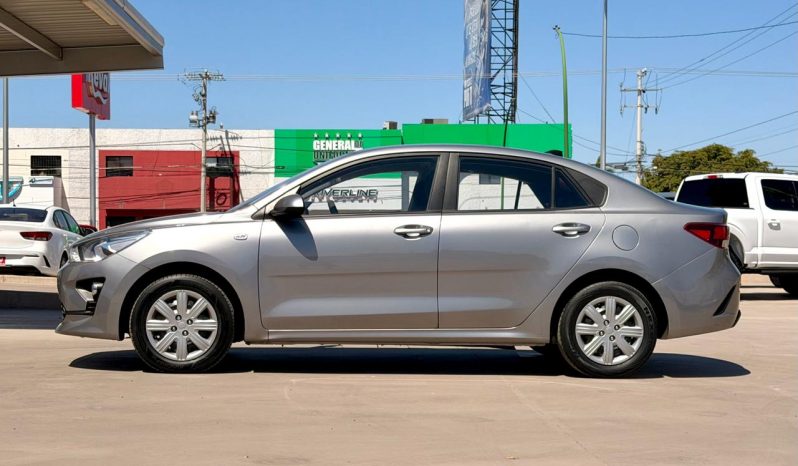 Kia Rio Aut 2023 full
