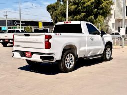 Chevrolet Silverado 2022 full