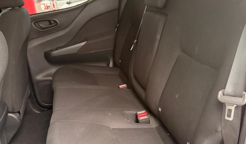 Nissan Frontier SE 2024 full