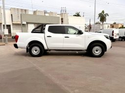 Nissan Frontier SE 2024 full