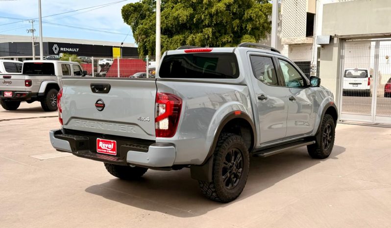 Nissan Frontier Pro 4X 2021 full
