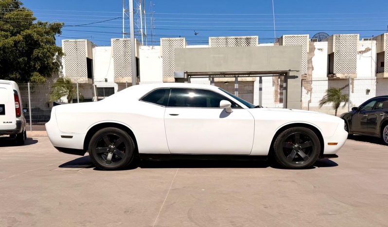Dodge Challenger 2012 full