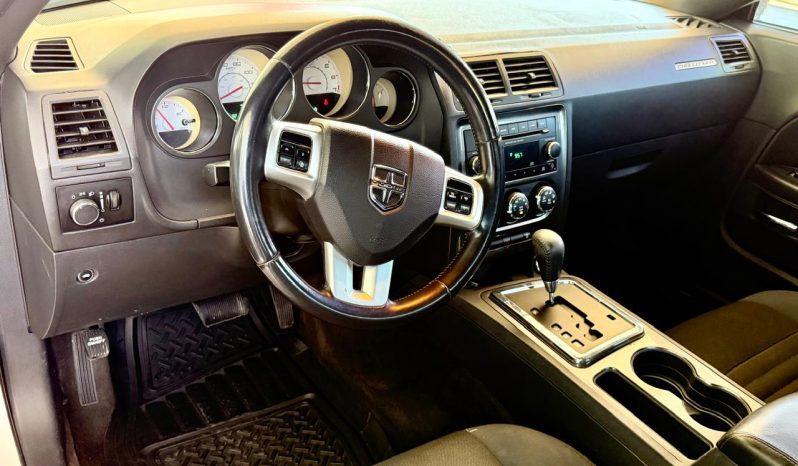 Dodge Challenger 2012 full