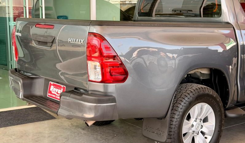 Toyota Hilux 2017 full
