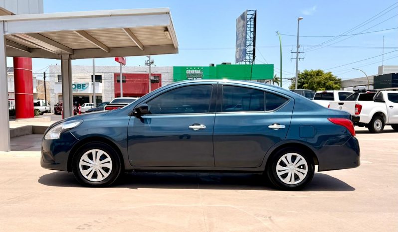 Nissan Versa Sense 2016 full