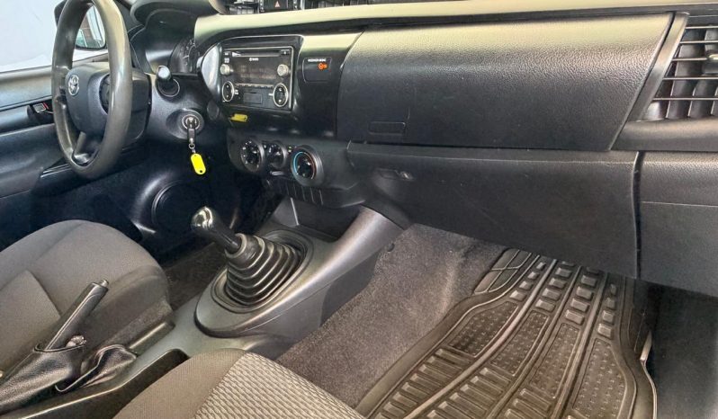 Toyota Hilux 2017 full