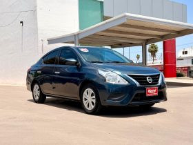 Nissan Versa Sense 2016