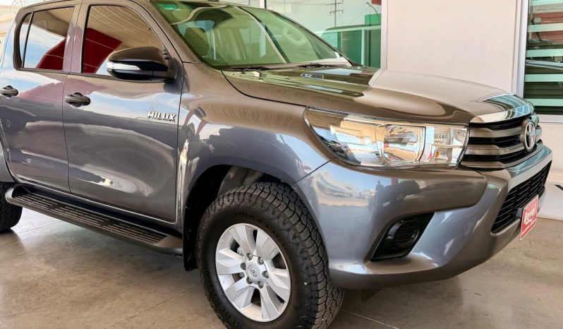 Toyota Hilux 2017 full
