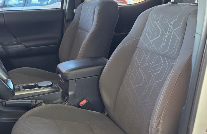 Toyota Tacoma 2017 full
