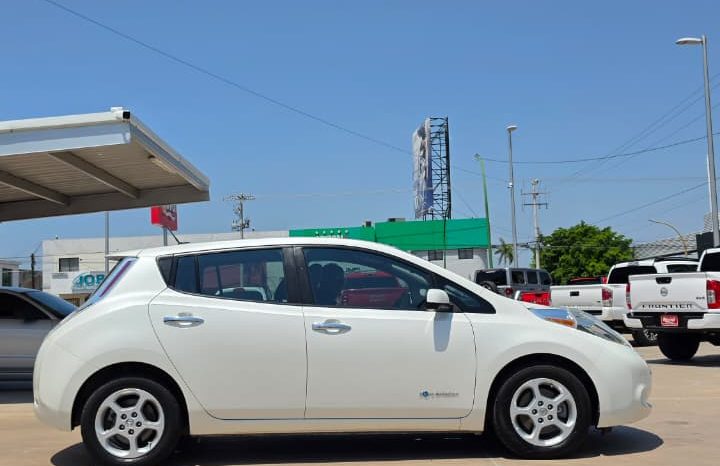 Nissan Leaf 2015 full