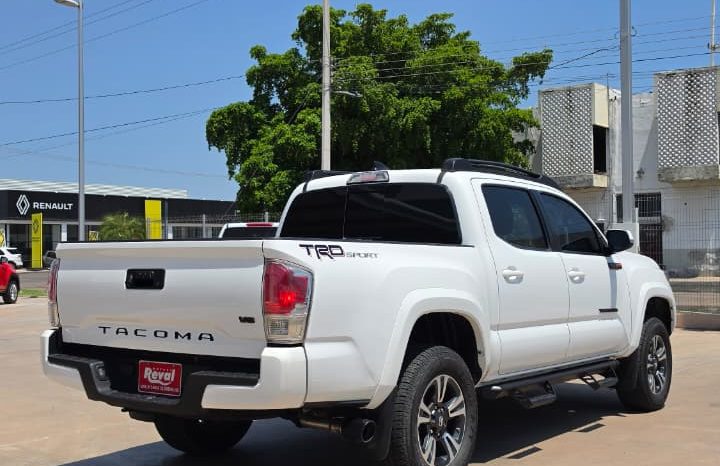 Toyota Tacoma 2017 full