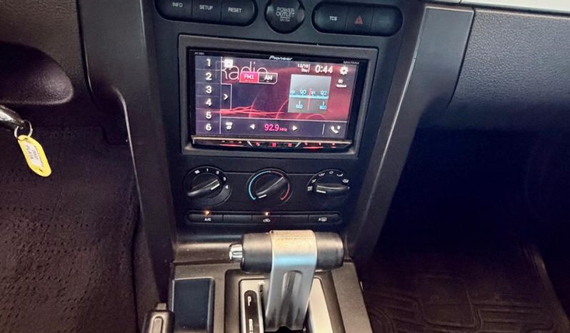 Ford Mustang GT 2005 full