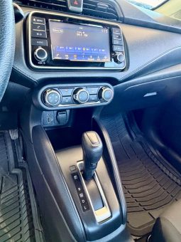 Nissan Versa sense 2023 blanco full