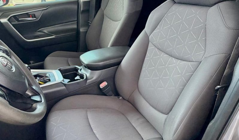 Toyota Rav-4 2019 full