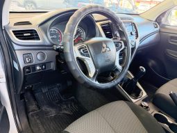 Mitsubichi L200 2023 full